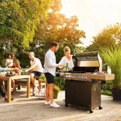 Jamestown 4-Brenner Gasgrill Knox -Haushaltsgegenstände Geschäft 5248067 AB01 070221